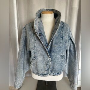Blue Blush Structured Acid Wash Women's Denim Jacket
